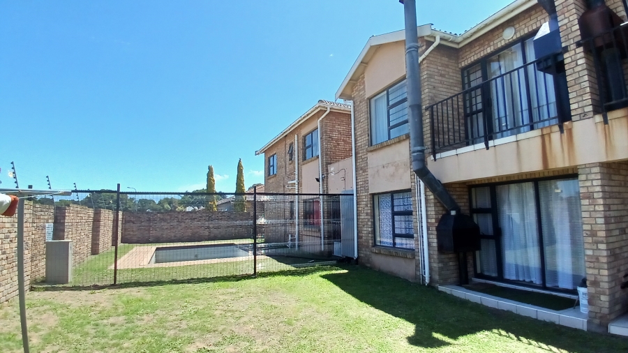 To Let 2 Bedroom Property for Rent in Westering Eastern Cape